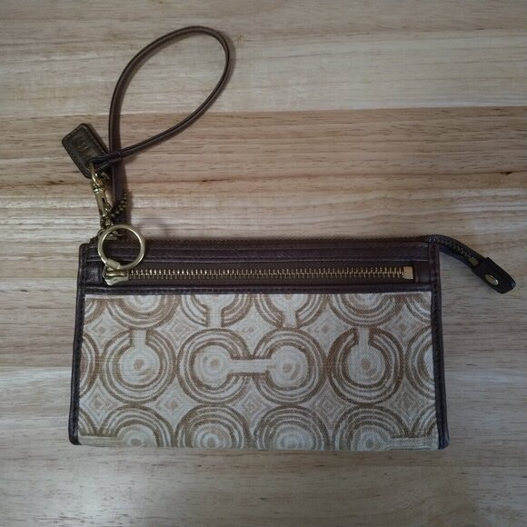 Coach Audrey Op Art Swirl Women's Fabric/Leather Wristlet With Hang Tag Keychain - Picture 5 of 5